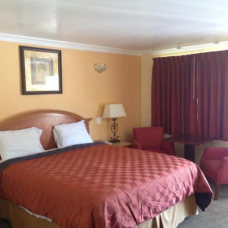 Downtown Motel 7 San Bernardino Buitenkant foto
