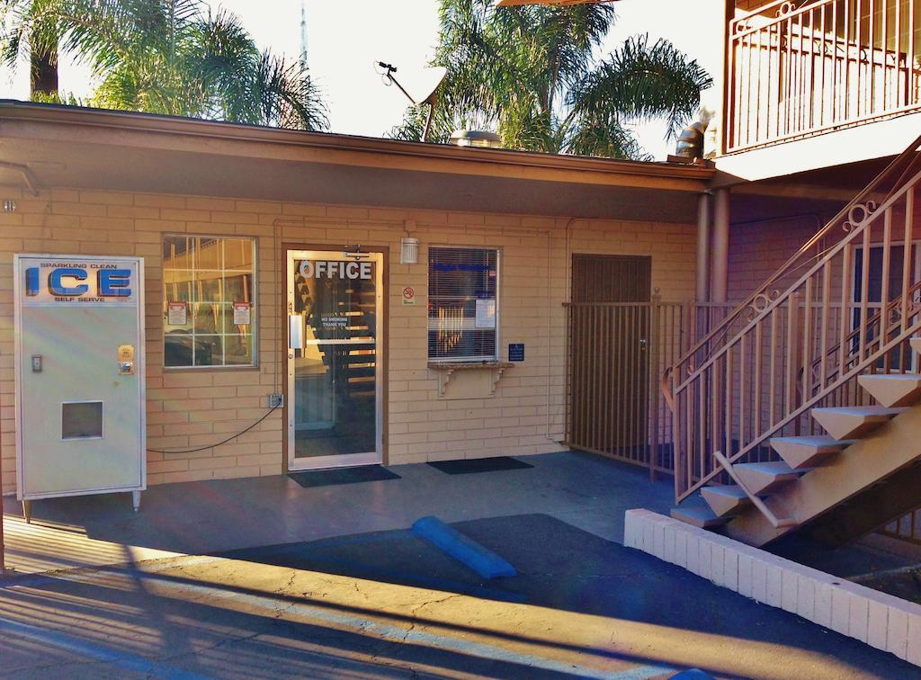 Downtown Motel 7 San Bernardino Buitenkant foto