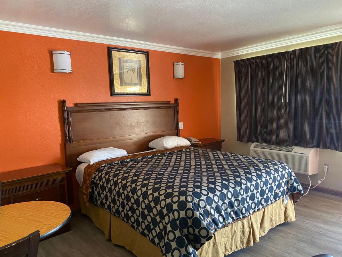 Downtown Motel 7 San Bernardino Buitenkant foto