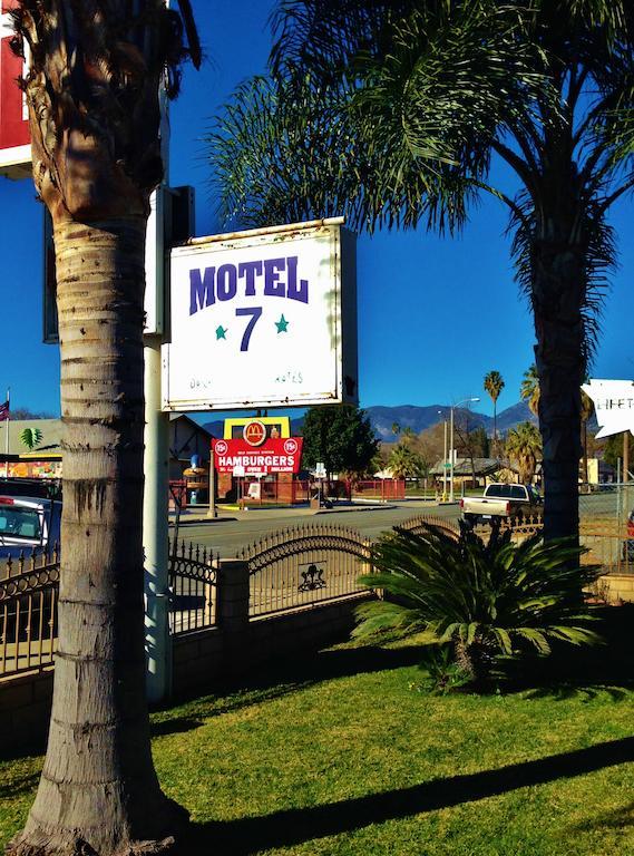 Downtown Motel 7 San Bernardino Buitenkant foto